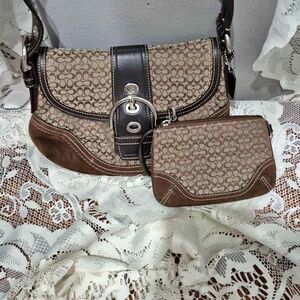 Coach Brown Shoulder Bag with Timeless Elegance